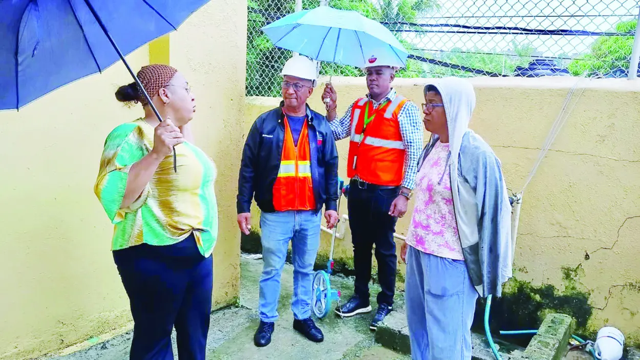 Lluvias dejadas por Melissa afectan 32 escuelas públicas de República Dominicana