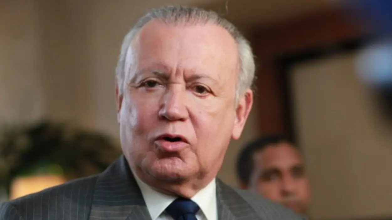 Exvicepresidente Rafael Alburquerque cuestiona modificación al Código de Trabajo aprobada por el Senado