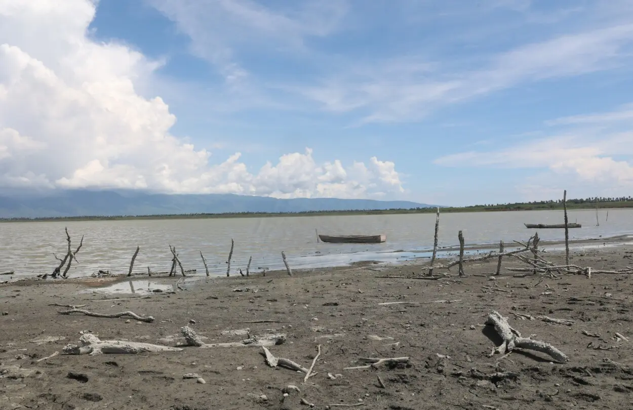 Aumenta nivel de agua en Laguna Cabral, tras lluvia de Melissa