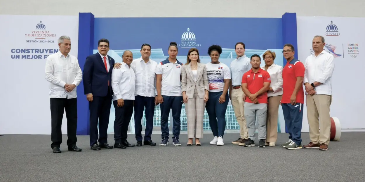 Raquel Peña y Bonilla entregan Pabellón Levantamiento de Pesas