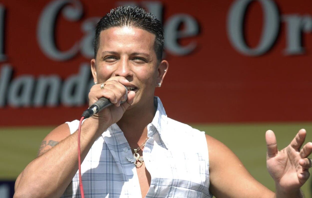 Fallece el bachatero Alex «El Bizcochito» en accidente