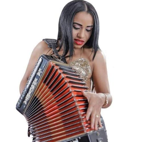 La Inquieta Típica recibe reconocimiento de Acroarte en Nueva York