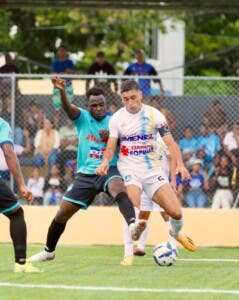 Salcedo se afianza en la cima del fútbol dominicano; Cibao FC marcha tercero