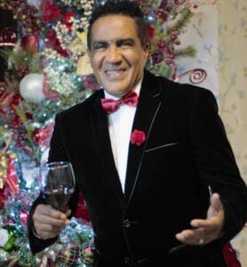 Descubre el nuevo himno navideño de Kinito Méndez: Que rompa la Navidad