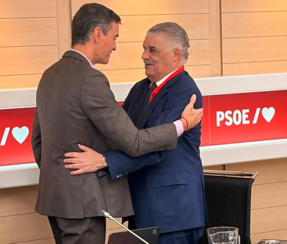 Miguel Vargas advierte sobre crisis democrática y autoritarismo en América Latina