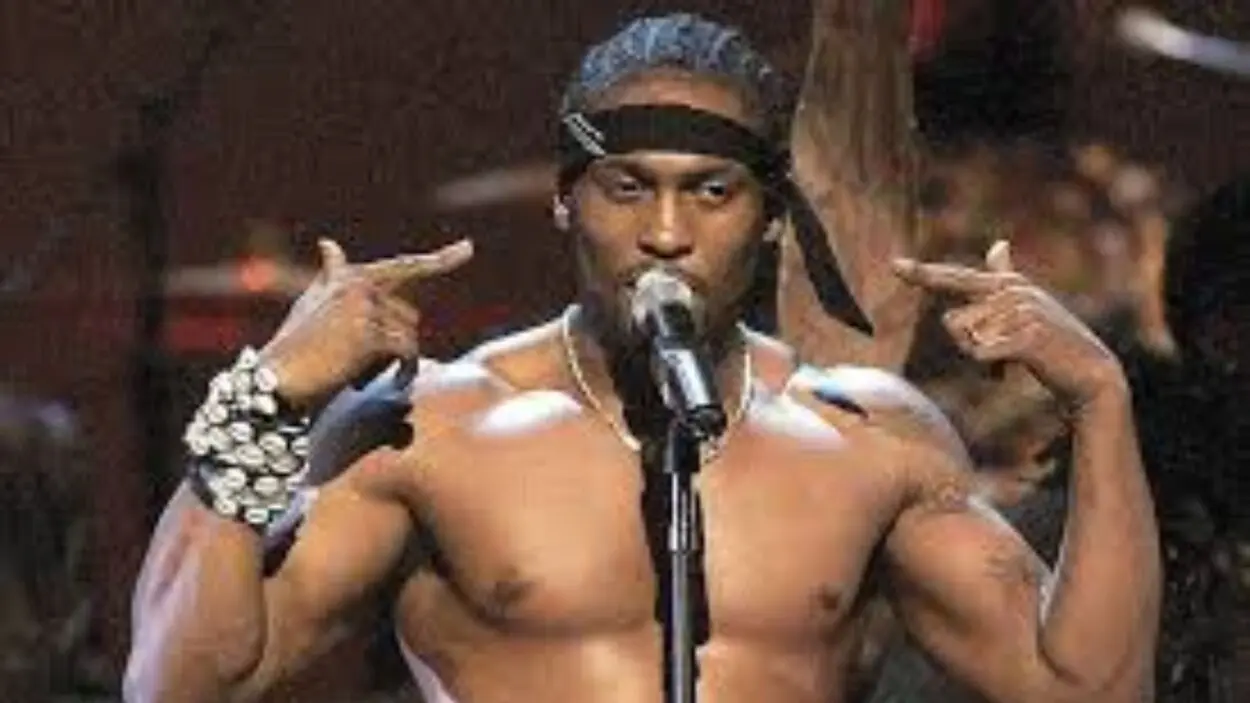 Muere cantante y compositor D’Angelo al perder batalla contra el cáncer