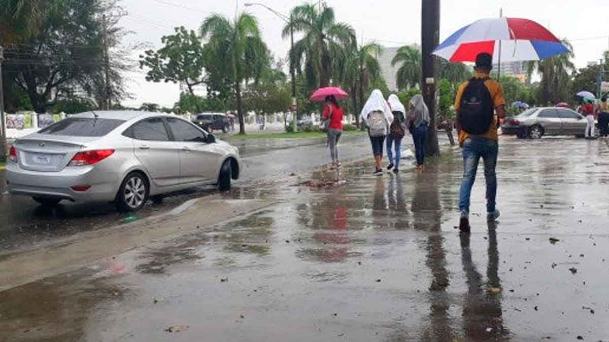 Calor y posibles aguaceros: El pronóstico para Hoy
