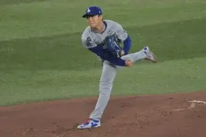 Yoshinobu Yamamoto: el héroe inesperado de los Dodgers en la final