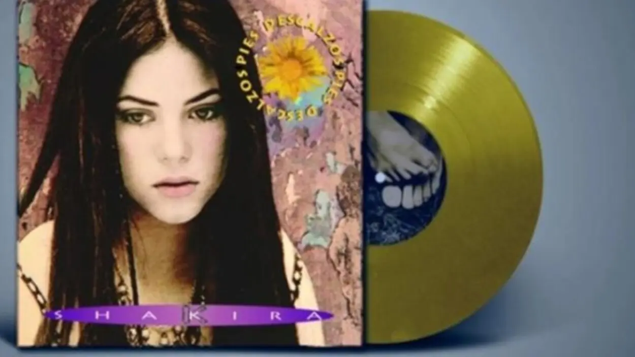 Shakira celebra 30 años del álbum que la catapultó al estrellato internacional: “Pies descalzos”