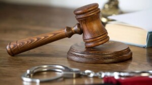 Dictan tres meses de prisión preventiva contra cuatro acusados de asesinato en El Almirante