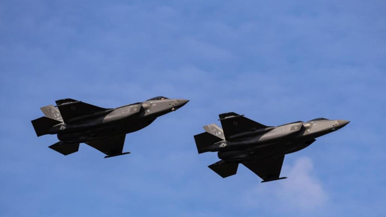 Venezuela denuncia “acoso militar” de aviones de EE.UU. en el Caribe
