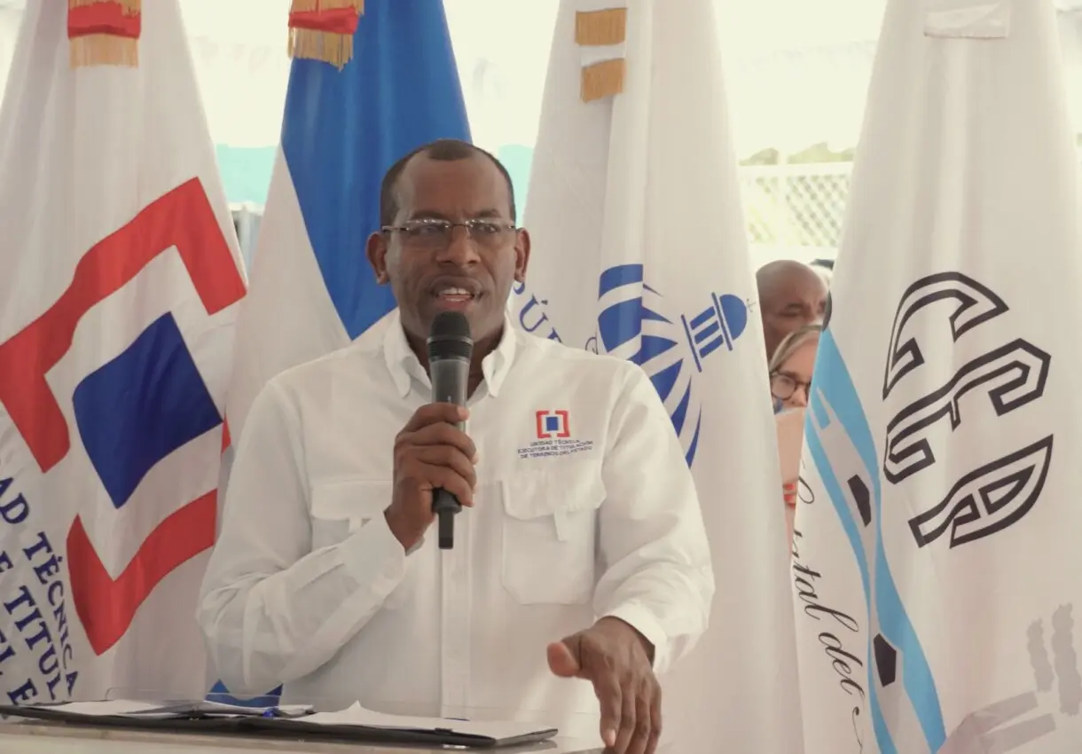 Inician trabajos de titulación en Villa Ogando que beneficiarán a más de 6,000 personas en Santo Domingo Oeste