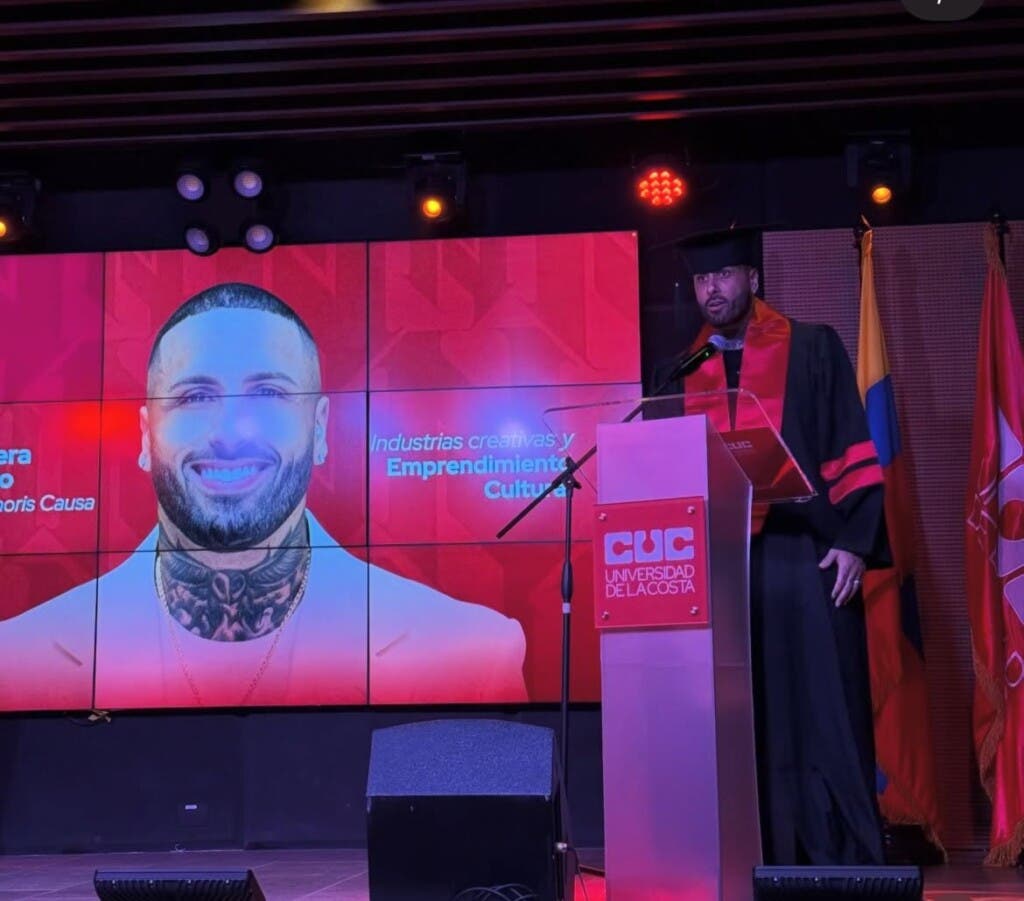Nicky Jam recibe doctorado honoris causa en Colombia