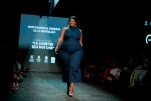 Modelos plus size desafían estereotipos de belleza en el RD Fashion Week 2025