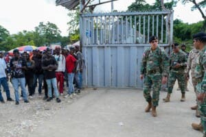 Comandante del Ejército supervisa operaciones en la frontera con Haití