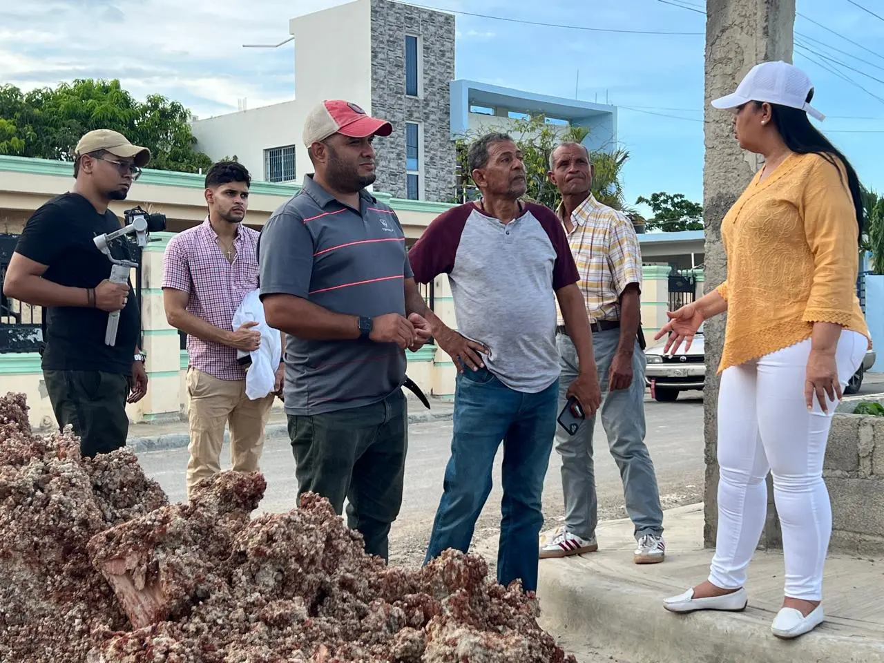 Fantino: Sectores La Altagracia y María Trinidad Sánchez conectados a red sanitaria tras años de espera