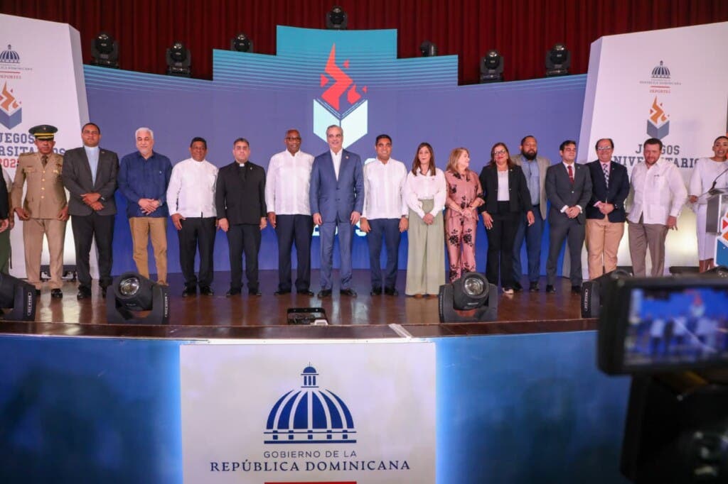 Con la presencia del presidente Luis Abinader, la República Dominicana dio inicio este viernes a los Juegos Deportivos Universitarios 2025. / Presidencia RD.