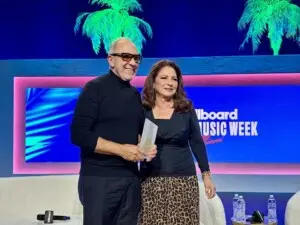 Emilio Estefan hace historia al recibir el título de “Productor del Siglo” de Billboard