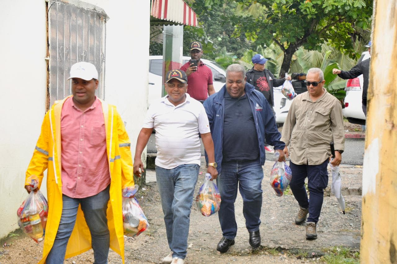 Gobierno intensifica asistencia tras desastres de Melissa