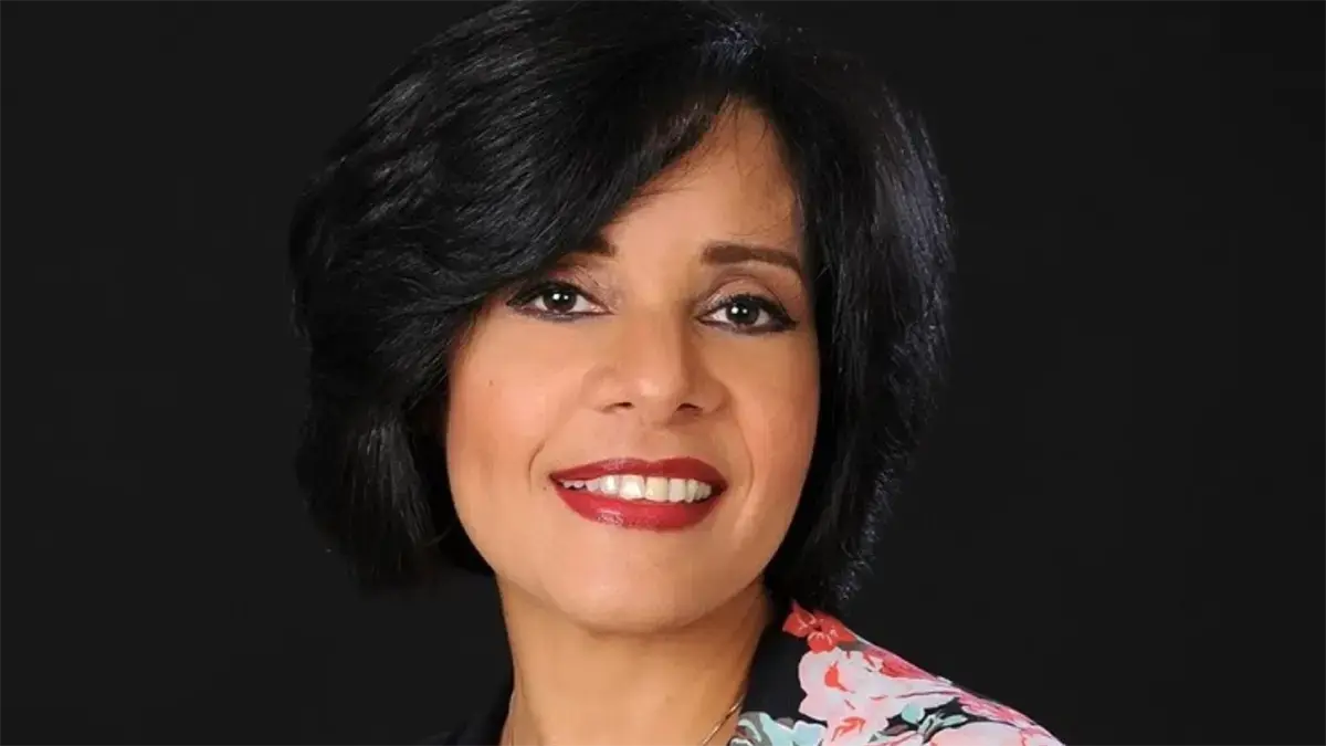 Claudia Fernández solicita revisión de Ley 20-00 tras rechazo de ONAPI y falta de reembolso a emprendedores