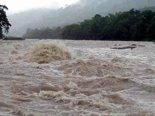 Jimaní pide auxilio: el río Blanco vuelve a causar estragos tras Melissa