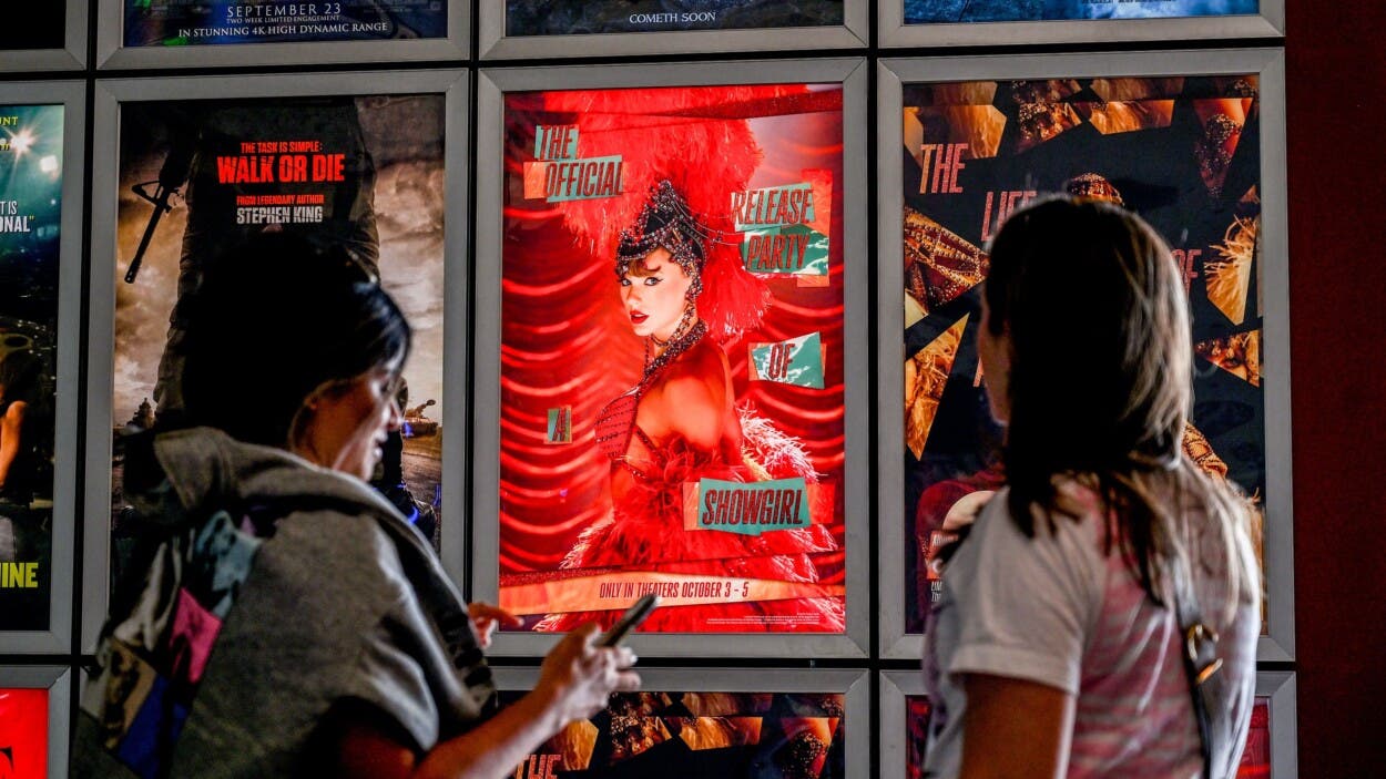 Taylor Swift lidera la taquilla con la película de su álbum ‘The Life of a Showgirl’