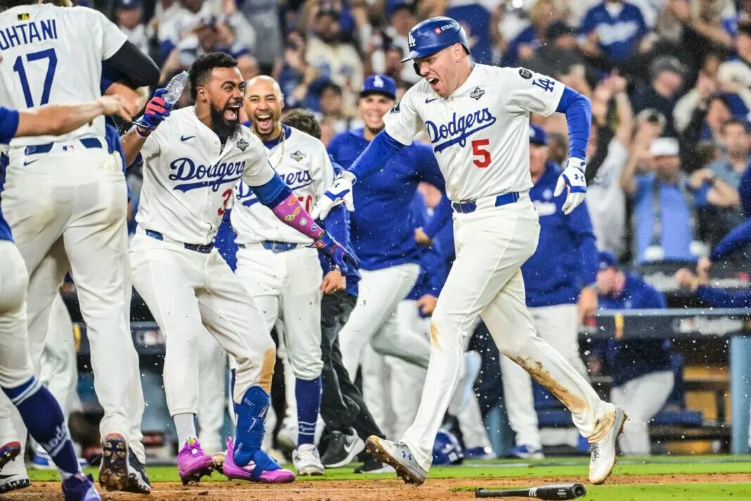 Dodgers vencen a Azulejos en maratónico juego de 18 entradas y récords históricos