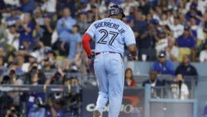 Blue Jays vencen 6-2 a Dodgers en el Juego 4 de la Serie Mundial desde el Dodger Stadium