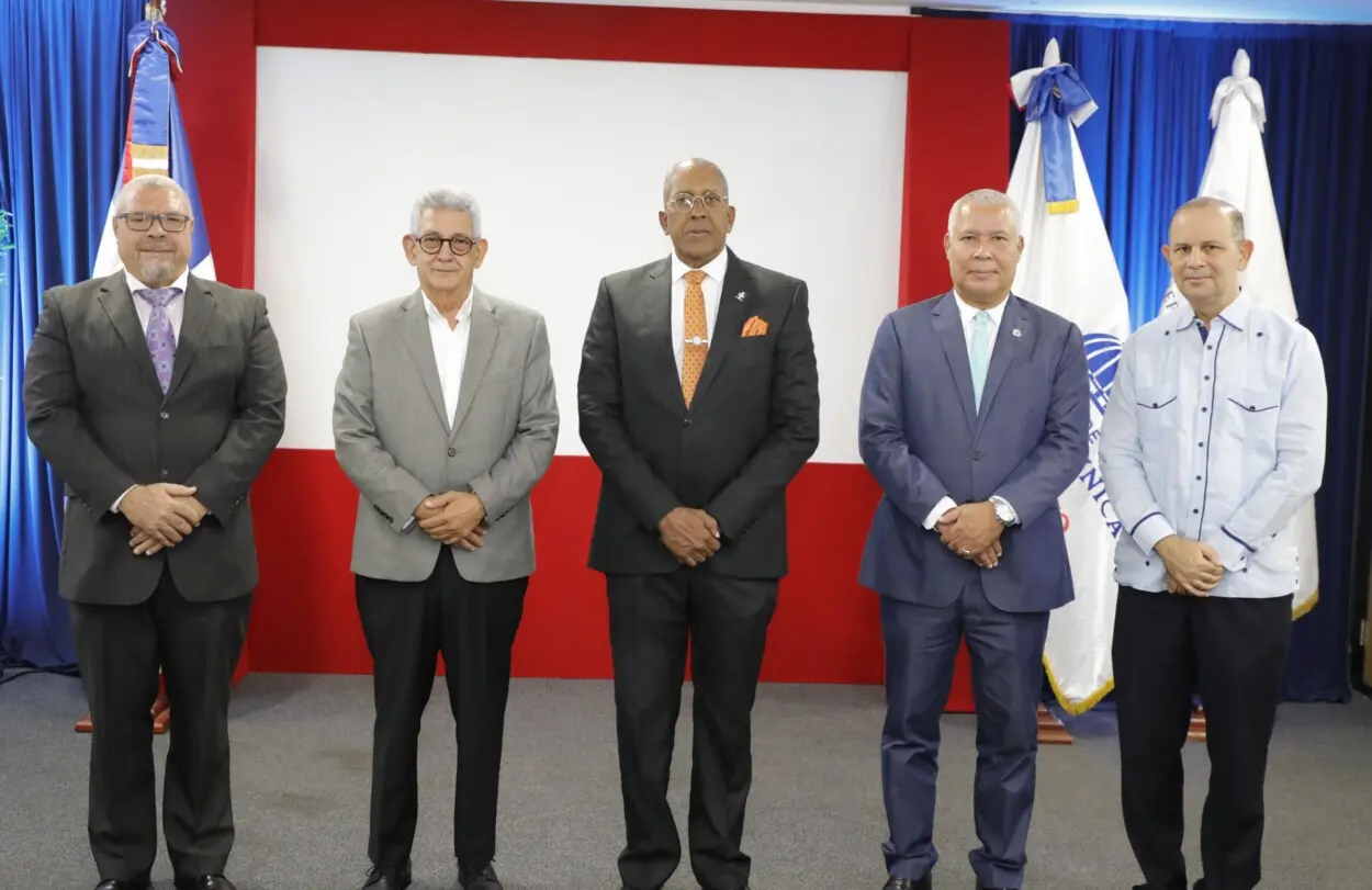 Contraloría capacita funcionarios para una gestión pública transparente