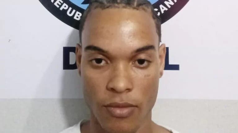 Capturan a “Riki Dotel” señalado por abuso sexual contra menor en El Almirante