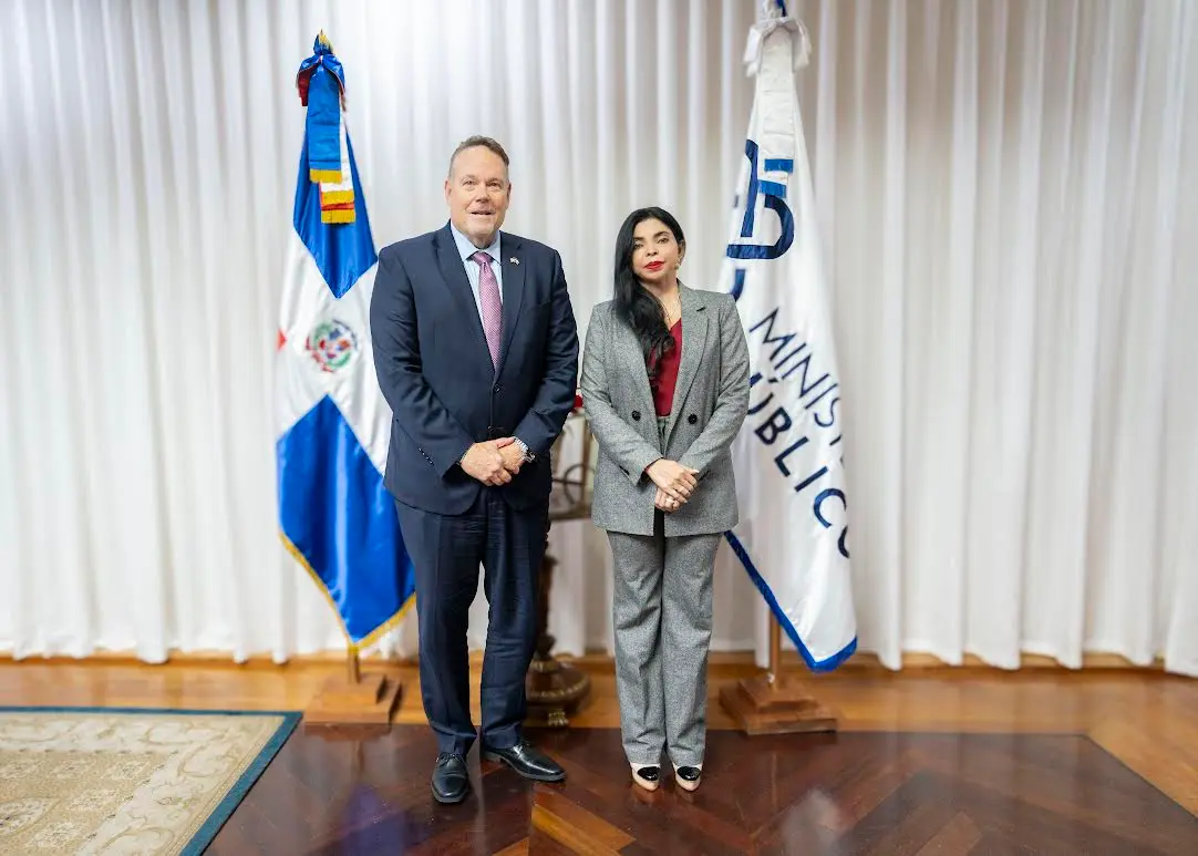 RD reafirma compromiso de lucha contra el narcotráfico en reunión con la DEA