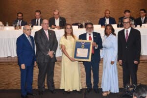 Davelba Tours, Agencia de Viajes del Año en su 51 aniversario