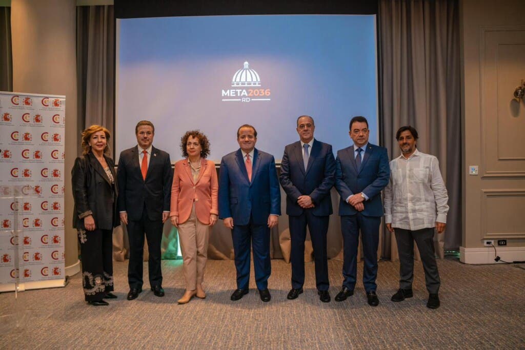 Paliza resalta avances sociales y económicos en presentación de Meta RD 2036