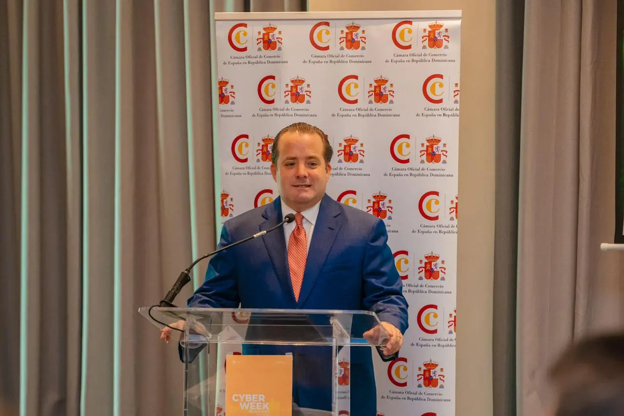 Paliza resalta avances sociales y económicos en presentación de Meta RD 2036