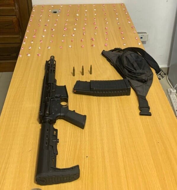 Ocupan droga y fusil tras tiroteo en La Romana