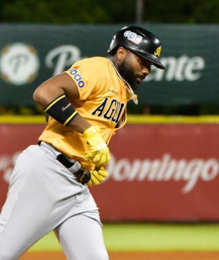 Las Águilas Cibaeñas Envuelven a los Toros