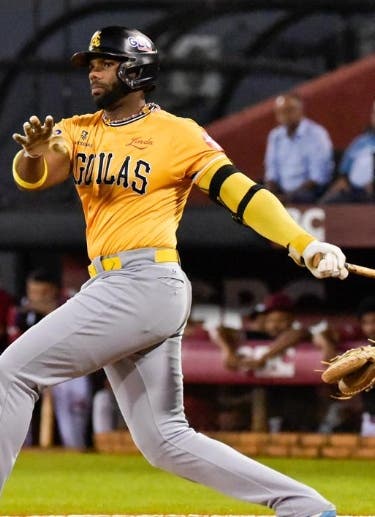Este poderío se evidenció temprano, ya que los aguiluchos despacharon al abridor Frank Garcés (0-1) en el primer inning, tras un ataque de tres carreras con cinco hits.