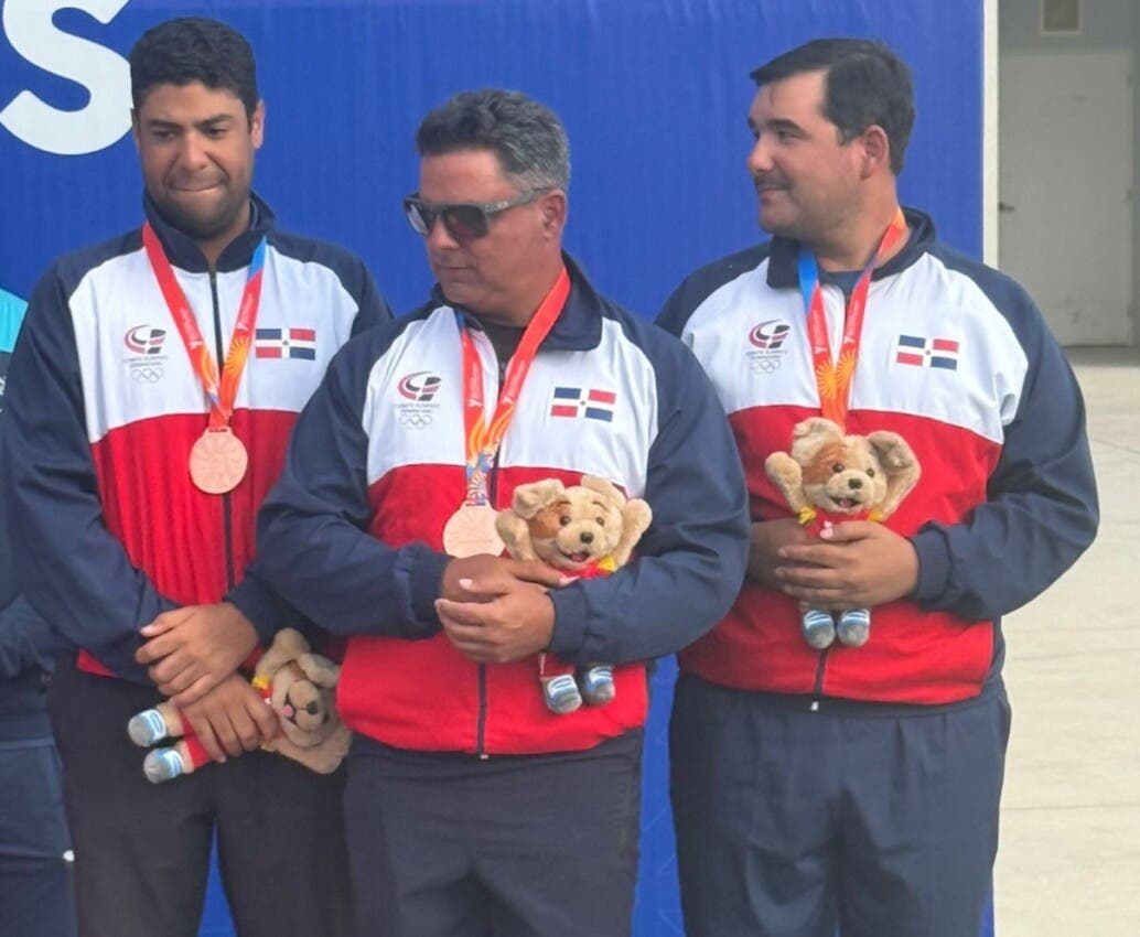 Tiro al plato y pesas aportan preseas de bronce