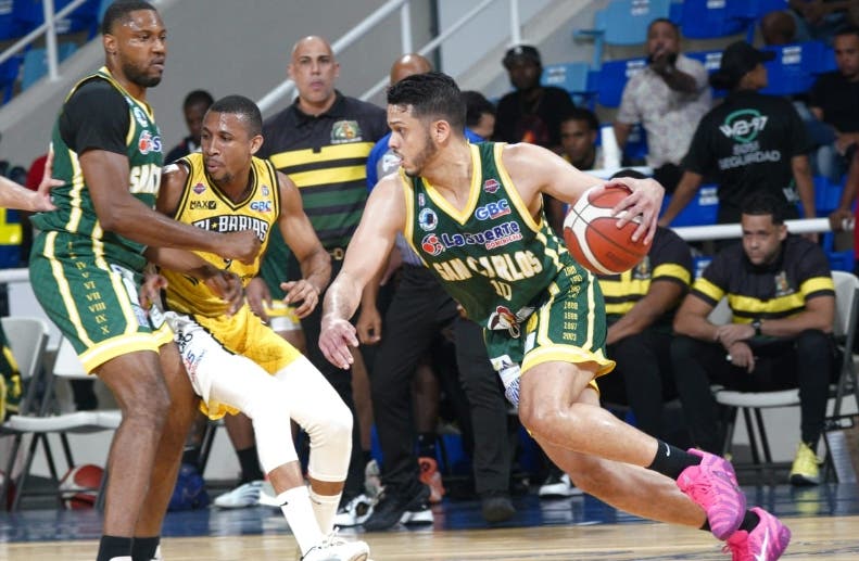 San Carlos impone su poder y empata serie contra el Barias