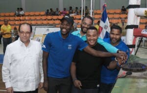 La Región Este toma control del campeonato nacional de boxeo