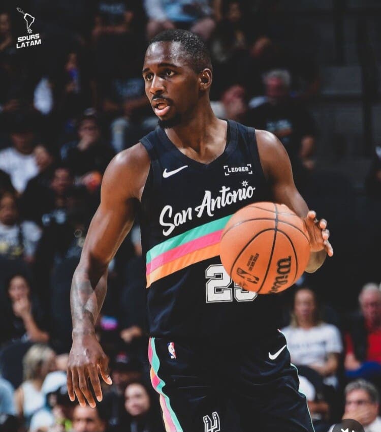 David Jones Vive su mejor noche en NBA