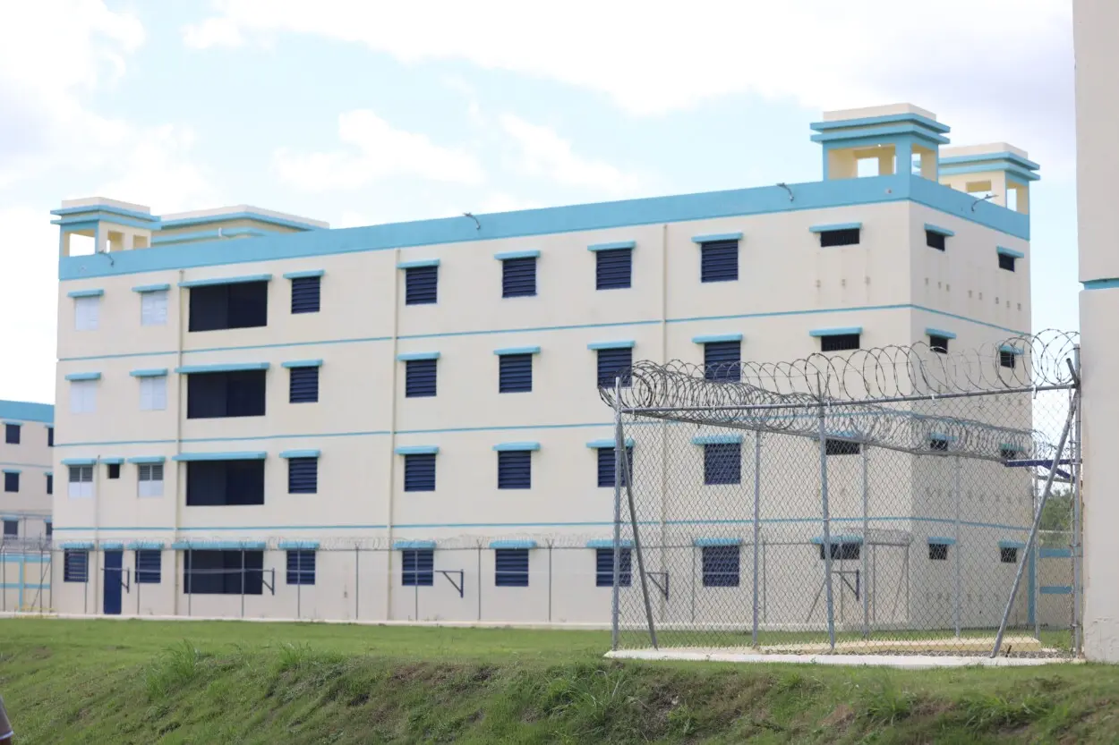 PLD acusa Gobierno de aumentar costo cárcel