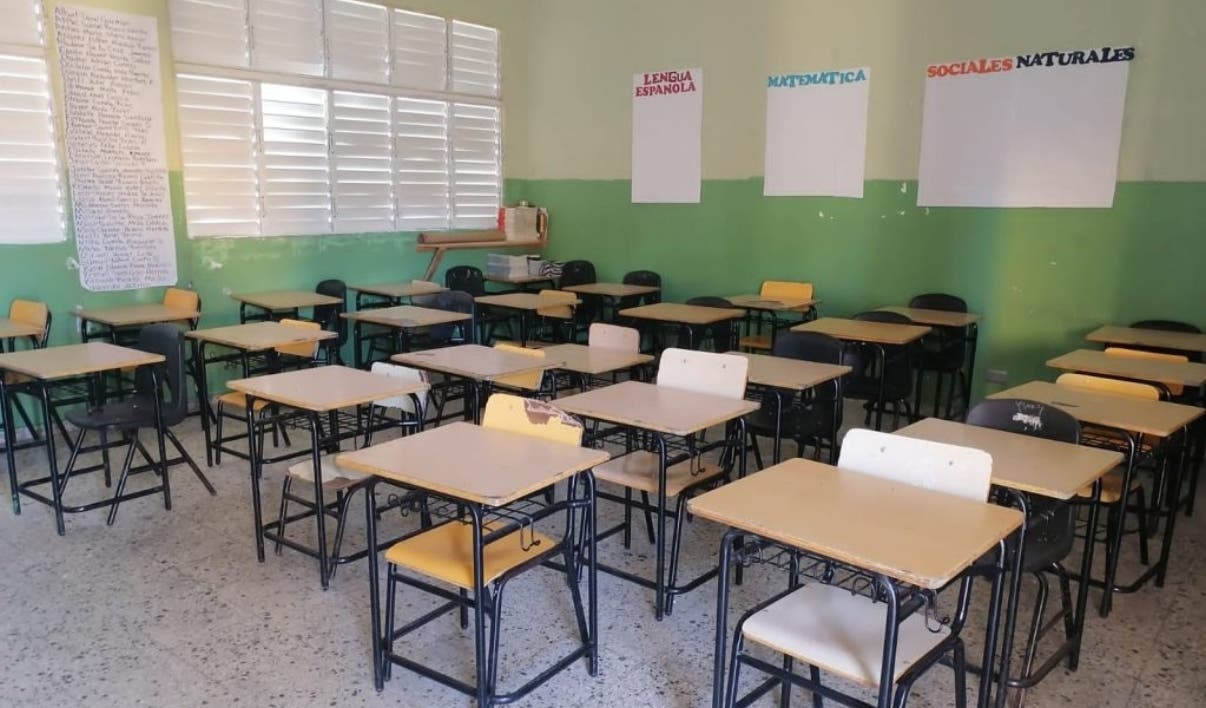 Por huelgas de la ADP se han perdido 36.6% horas clases