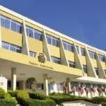 Imputados fraudes tributarios podrán viajar