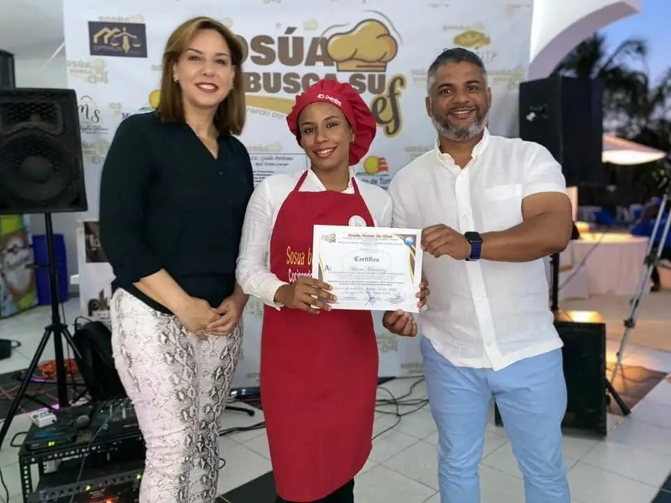 La producción de este ambicioso proyecto recae en la periodista Karina Almonte, creadora de esta plataforma dedicada a promover la identidad local.