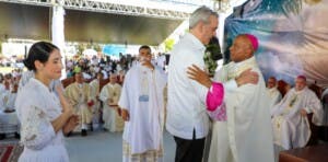 Ordenación histórica: Stella Maris tiene su primer obispo, monseñor Manuel Ruiz