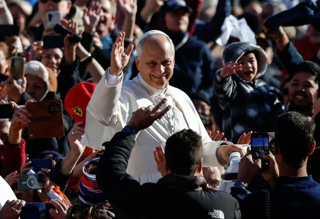 El papa afirma que si no cuida la naturaleza el ser humano se convierte en su devastador