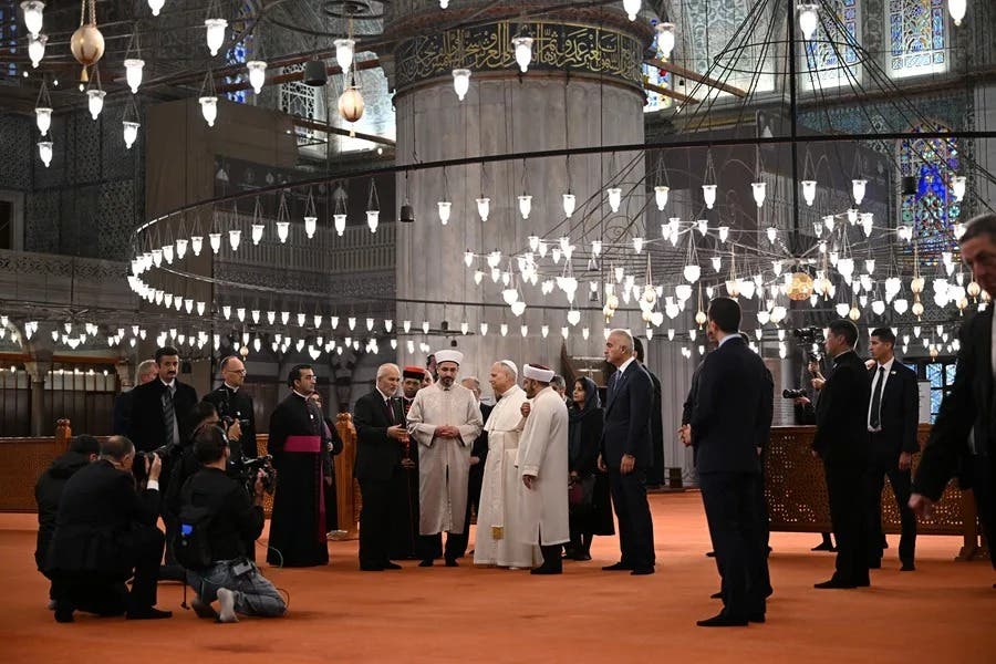 Respeto y Silencio: La sorprendente decisión del Papa León XIV en Estambul
