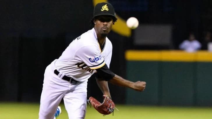 Las Águilas Cibaeñas  afianzan su posición en la cima tras vencer 4-2 a  los Tigres del Licey