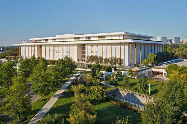 Kennedy Center obtendrá US$7,4 millones antes del sorteo mundialista